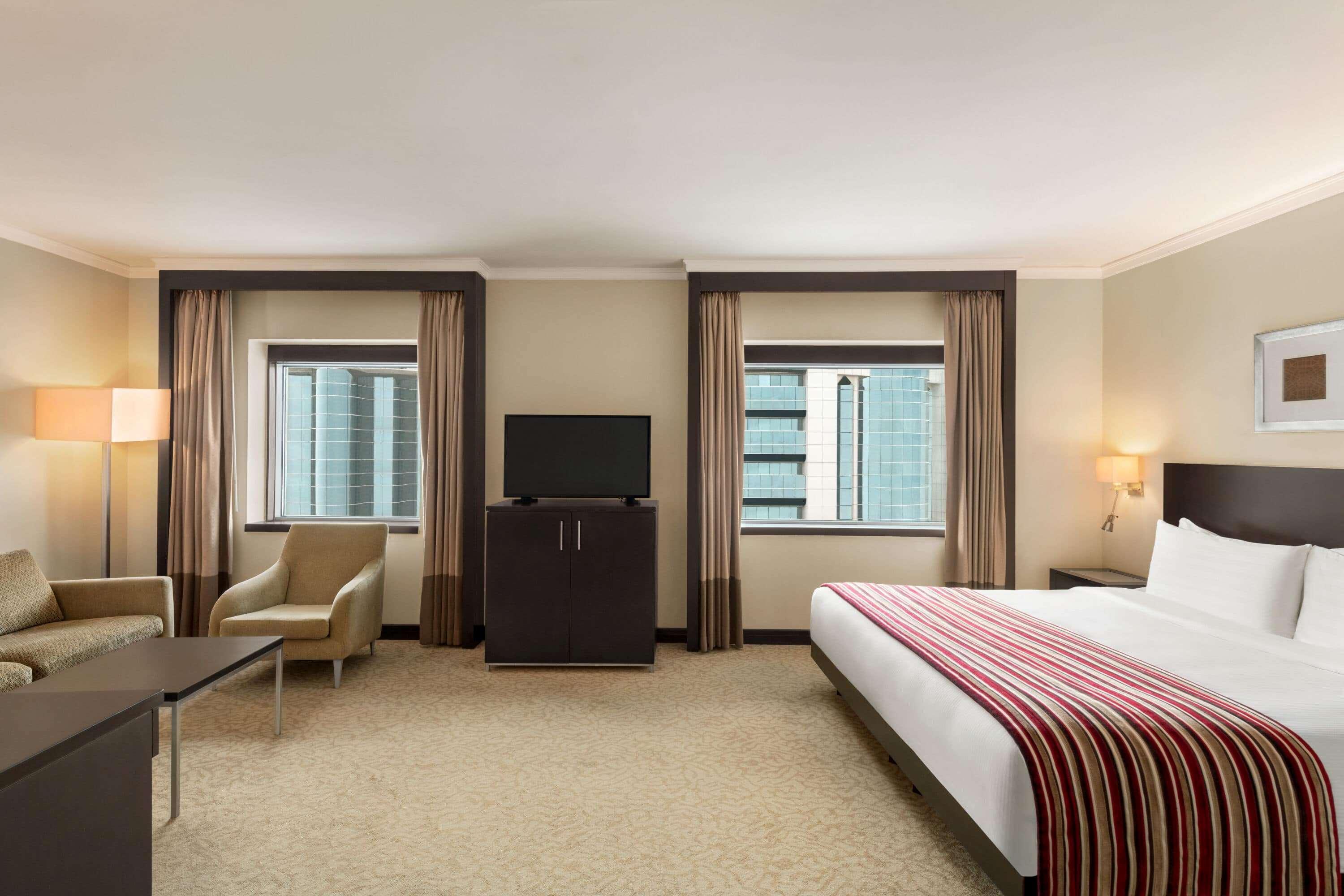 Ramada Plaza By Wyndham Dubai Deira Hotel Exterior photo