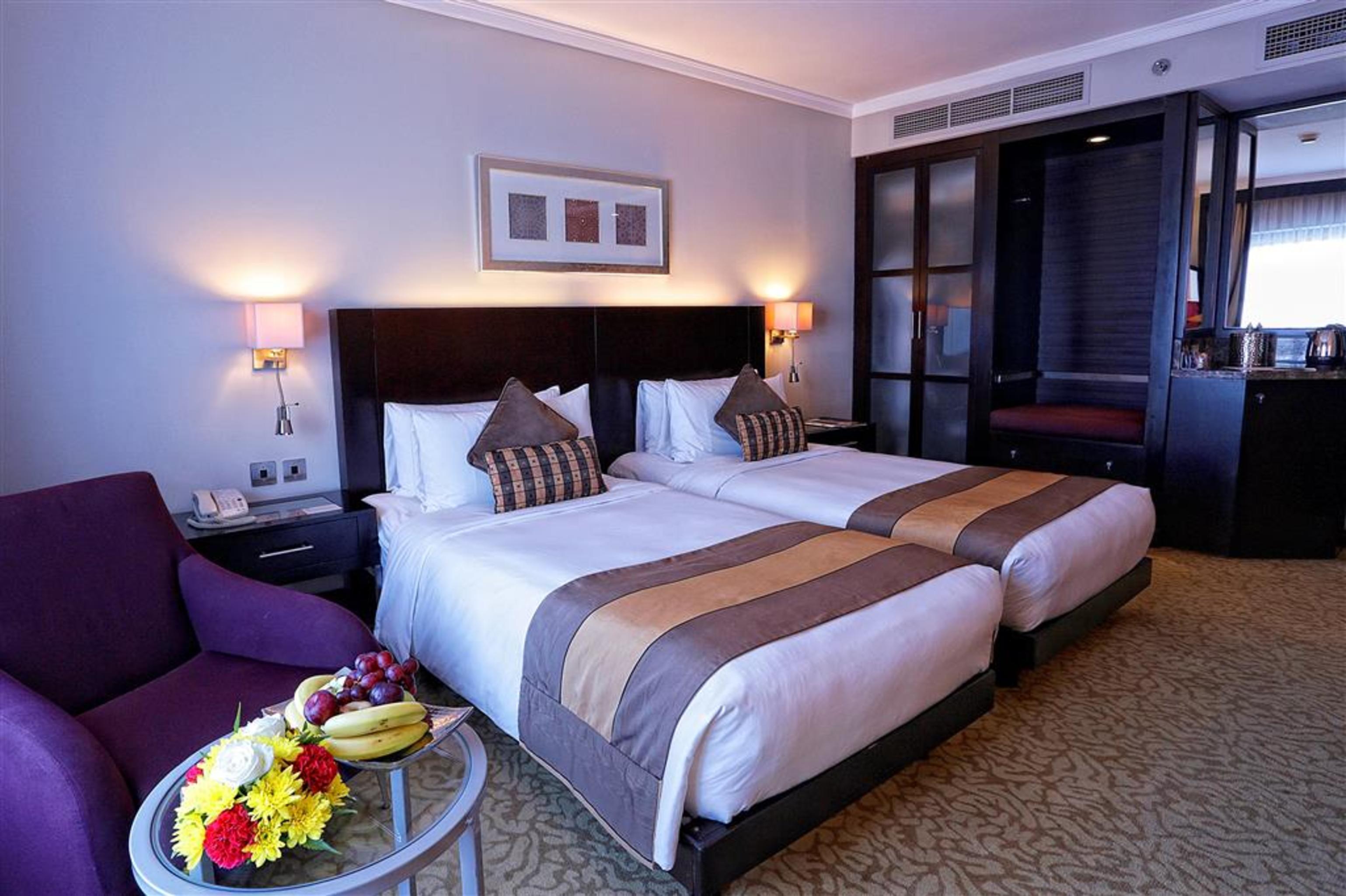 Ramada Plaza By Wyndham Dubai Deira Hotel Exterior photo