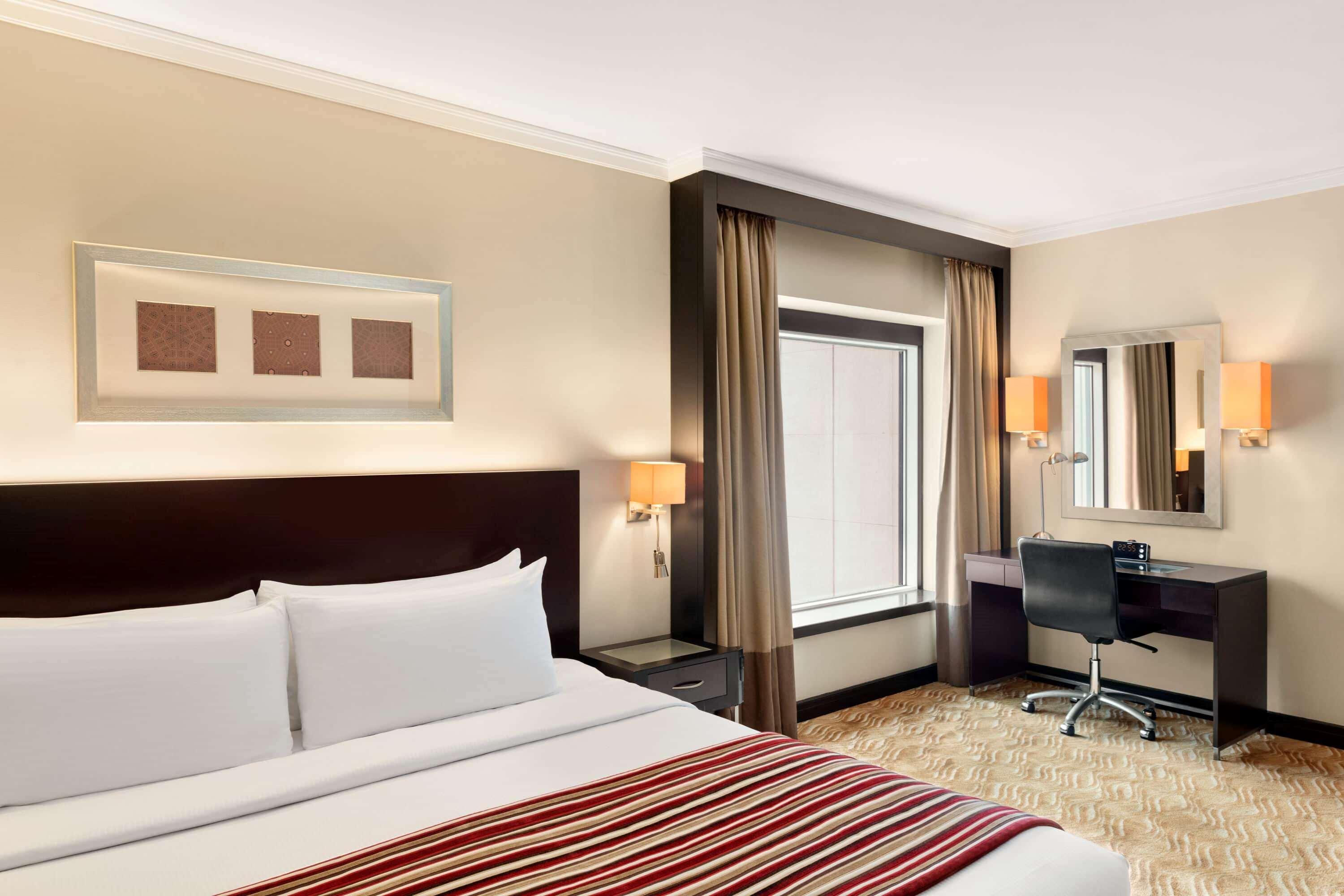 Ramada Plaza By Wyndham Dubai Deira Hotel Exterior photo