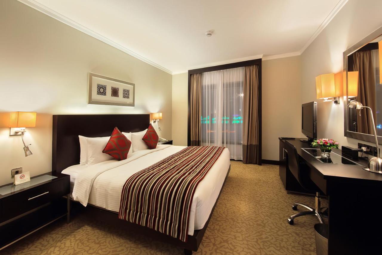 Ramada Plaza By Wyndham Dubai Deira Hotel Exterior photo